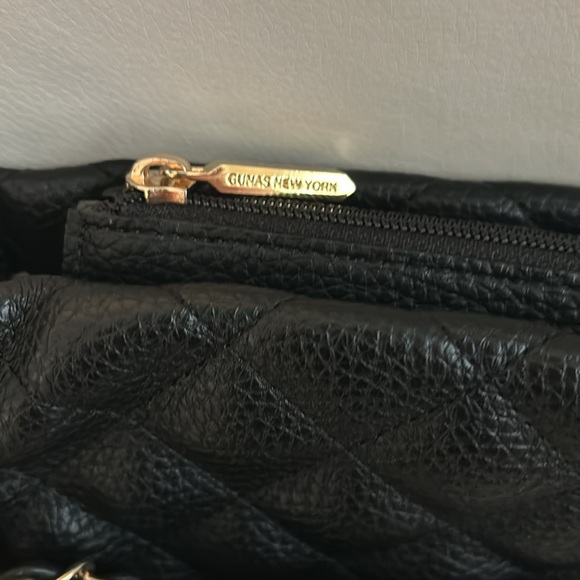 Gunas - black and gold handbag and wallet set. Vegan. Quilted design. - Picture 11 of 16